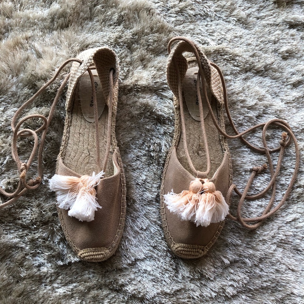 Soludos size 10 flats